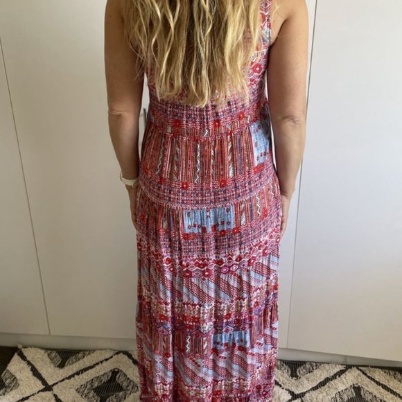 Size 10 FLOWER Red Maxi Boho Dress with Scoop Neckline - Picture 4 of 8